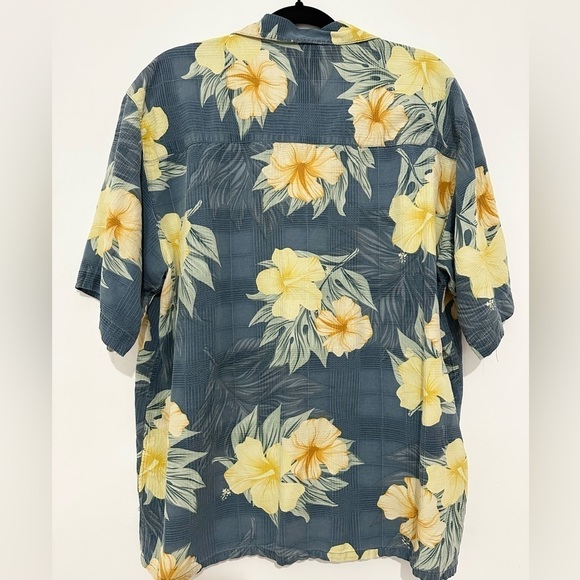 VTG MEN'S BANANA CABANA FRENCH BLUE WITH FLORAL PRINT 100% SILK HAWAIIAN SHIRT L - Picture 3 of 4